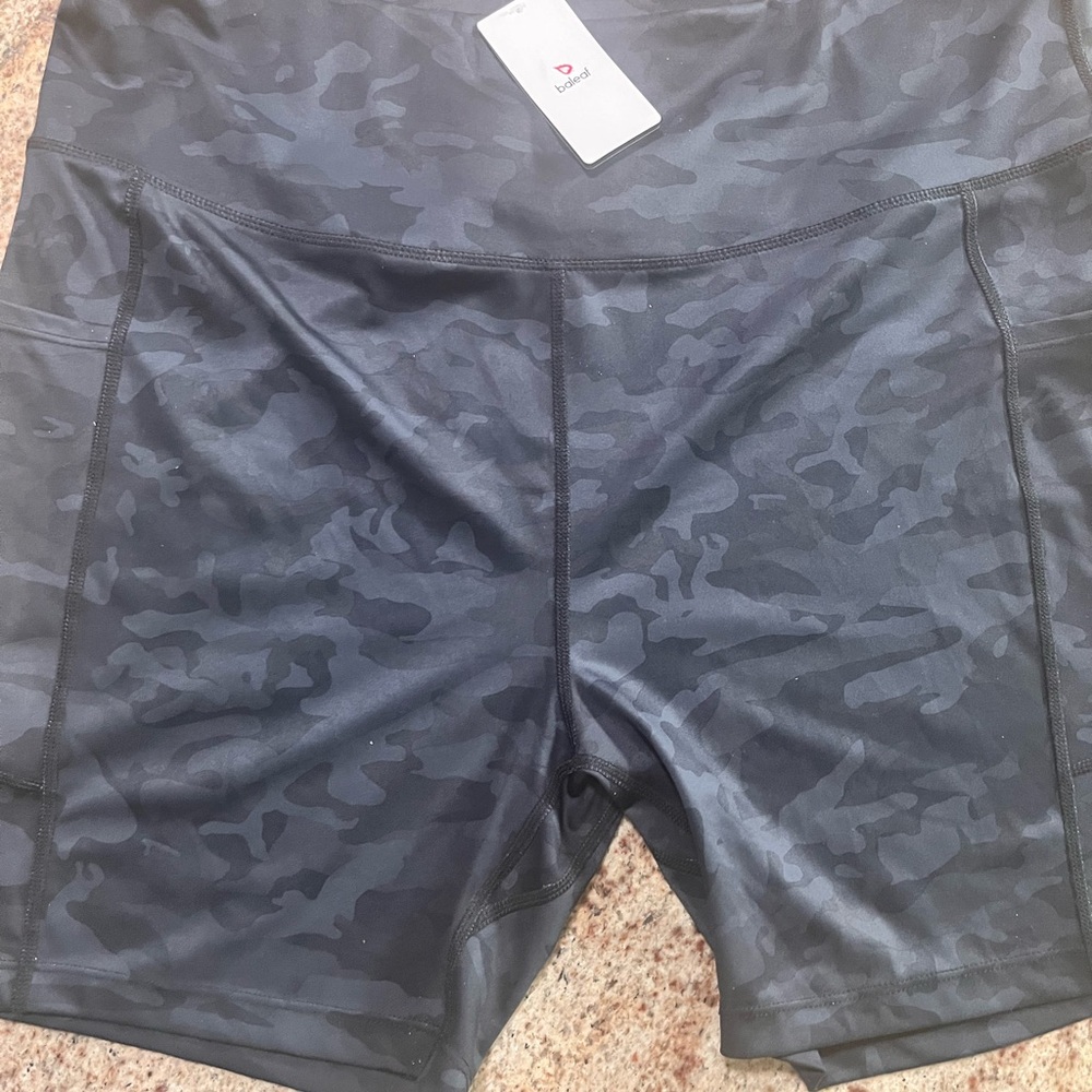 Baleaf Blue Bike Shorts High-Waisted Fitted 6” length - Picture 5 of 7